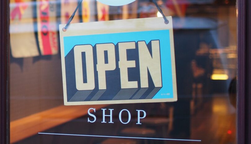 7 Shop Fitting Tips To Keep Your Customer Engaged